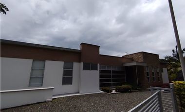 Casa campestre en condominio para arriendo en Condina,Pereira!!