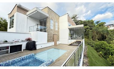 Casa campestre en condominio para arriendo en Condina,Pereira!!