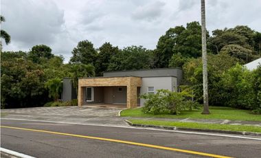 Casa campestre en condominio para la venta en Cerritos, Pereira!!!