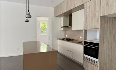 Casa campestre en condominio para la venta en Cerritos, Pereira!!!