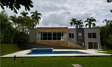 Casa campestre en condominio para la venta en Cerritos, Pereira!!!