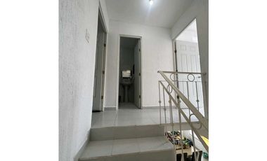 CASA EN LOMAS DEL SAUCE EN VENTA