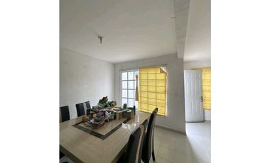 CASA EN LOMAS DEL SAUCE EN VENTA