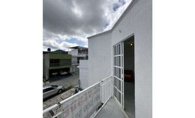 CASA EN LOMAS DEL SAUCE EN VENTA