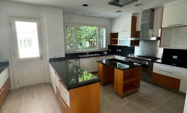 Casa en alquiler al lago en La Isla, Nordelta