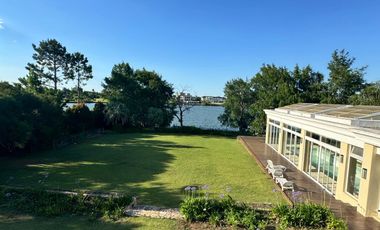 Casa en alquiler al lago en La Isla, Nordelta