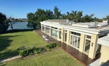 Casa en alquiler al lago en La Isla, Nordelta