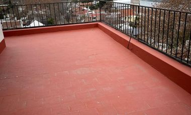 Departamento, monoambiente, con balcón , bajas expensas, en alquiler, en Olivos, Vicente López.