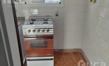 Departamento, monoambiente, con balcón , bajas expensas, en alquiler, en Olivos, Vicente López.