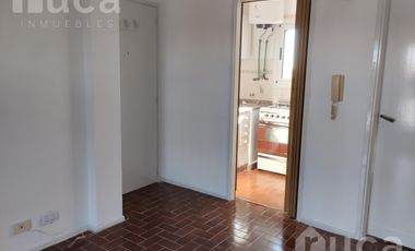 Departamento, monoambiente, con balcón , bajas expensas, en alquiler, en Olivos, Vicente López.