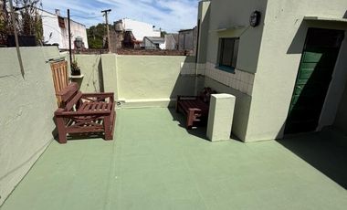 Departamento 2 amb en alquiler con terraza - Lanús Oeste