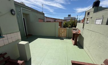 Departamento 2 amb en alquiler con terraza - Lanús Oeste