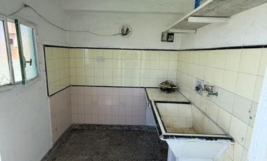 Departamento 2 amb en alquiler con terraza - Lanús Oeste