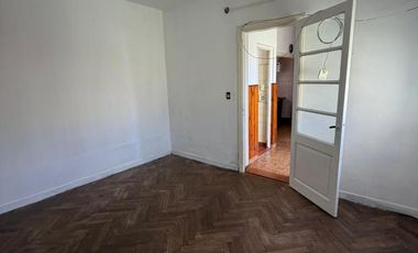 Departamento 2 amb en alquiler con terraza - Lanús Oeste