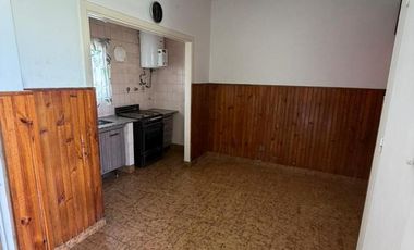 Departamento 2 amb en alquiler con terraza - Lanús Oeste