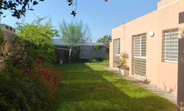 Casa en alquiler de 3 dormitorios en Barrio Liceo 3