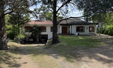 Casa 4 dormitorios en alquiler - Villa allende golf