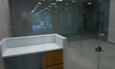 Oficina acondicionada en renta de 320m2 zona Obispado, Monterrey N.L.