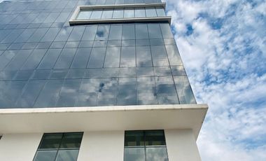 Oficina acondicionada en renta de 320m2 zona Obispado, Monterrey N.L.