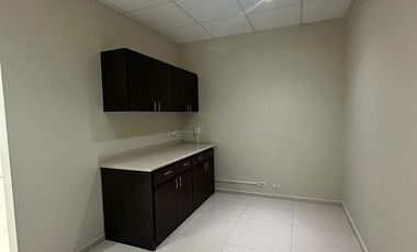 Oficina en renta 130m2 edificio en Monterrey Lázaro Cárdenas Valle Ote.