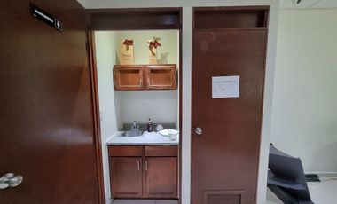 Oficina en renta 130m2 edificio en Monterrey Lázaro Cárdenas Valle Ote.