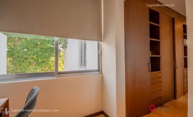 Casa de lujo en venta Los Olivos Residencial,  zona Tec.