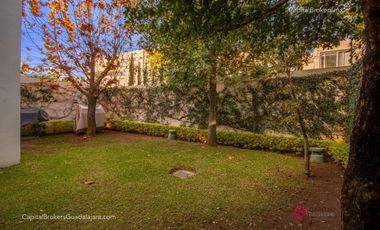 Casa de lujo en venta Los Olivos Residencial,  zona Tec.