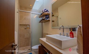 Casa de lujo en venta Los Olivos Residencial,  zona Tec.