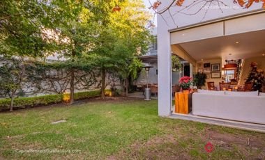 Casa de lujo en venta Los Olivos Residencial,  zona Tec.