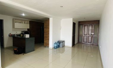 Departamento en venta en Jardines del Bosque