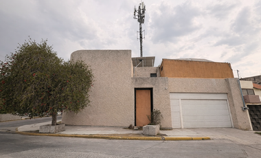 Casa en Renta en Lomas 2da Sección - $25k