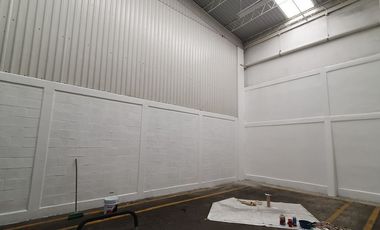 Bodega en condominio 85m2 para distribucion,almacenamiento,operaciones Vallejo