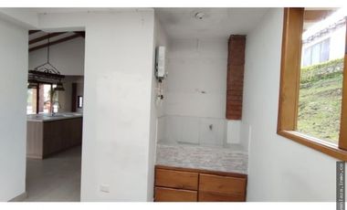 Casa para Arriendo en Envigado Parte Alta