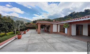 Casa para Arriendo en Envigado Parte Alta