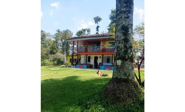 VENDO HERMOSA CASA CAMPESTRE