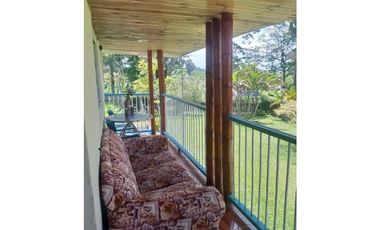VENDO HERMOSA CASA CAMPESTRE