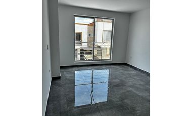 VENDO CASA NUEVA EN QUIMBAYA