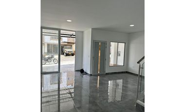 VENDO CASA NUEVA EN QUIMBAYA