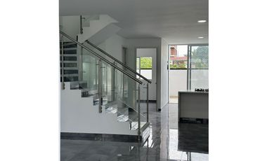 VENDO CASA NUEVA EN QUIMBAYA