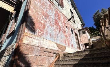 Casa en venta con gran terreno en Valparaíso