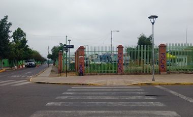 CASA CON TERRENO 786 MT2