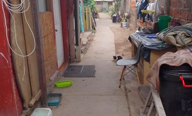 CASA CON TERRENO 786 MT2