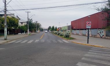 CASA CON TERRENO 786 MT2