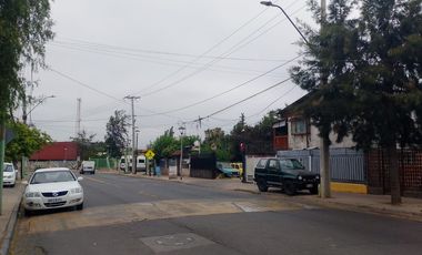 CASA CON TERRENO 786 MT2