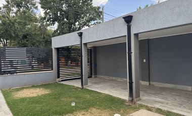 Casa en venta en Oliveros | 3 dormitorios | Pisicina | Quincho