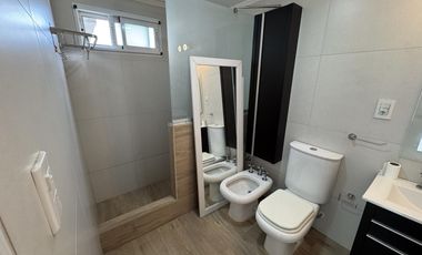 Casa en venta en Oliveros | 3 dormitorios | Pisicina | Quincho