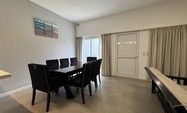 Casa en venta en Oliveros | 3 dormitorios | Pisicina | Quincho