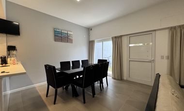 Casa en venta en Oliveros | 3 dormitorios | Pisicina | Quincho