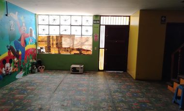 Venta De Casa Como Terreno En San Juan De Miraflores