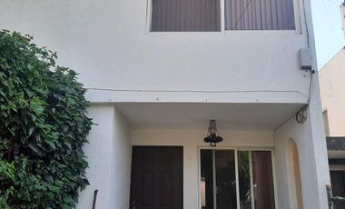 CUERNAVACA.  VENTA DE CASA EN CONDOMINIO